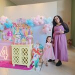 Melissa aproveitando